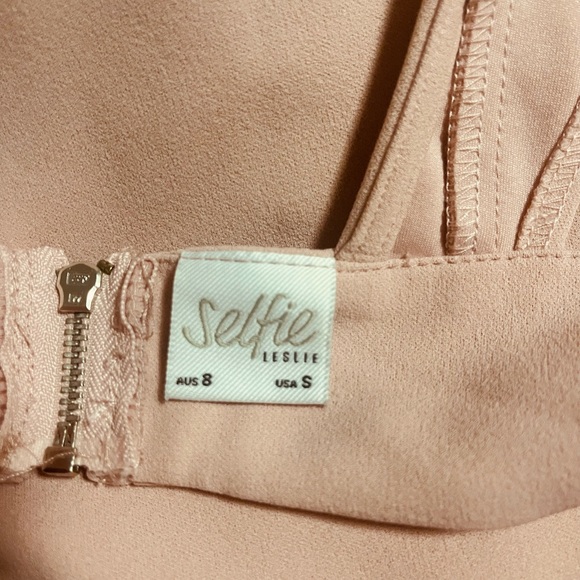 Selfie Leslie Midi Dress - Picture 8 of 8